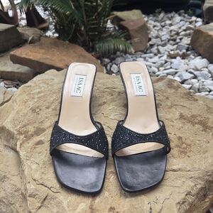 Isaac Mizrahi Black Sandals Size 7B